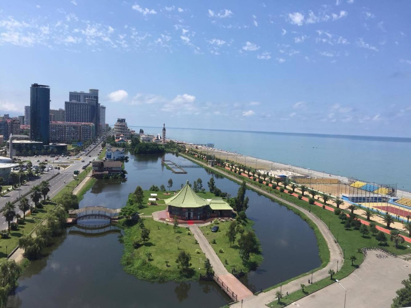 Apartment At The Seaside Batumi Exterior photo